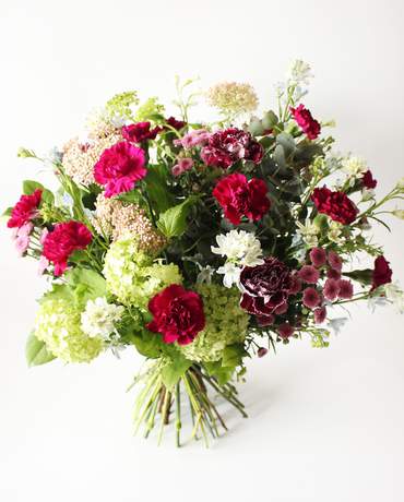 Purple Carnations Bouquet 紫醉康乃馨